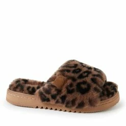 Brand new 🎁 Dearfoams 👩 Womens Cairns Genuine Shearling Slide ⭐